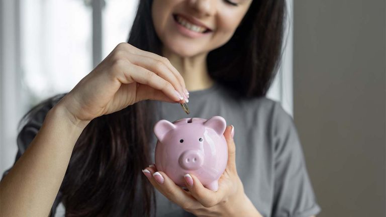 Como Economizar Dinheiro No Dia a Dia: 10 Dicas Simples e Eficientes